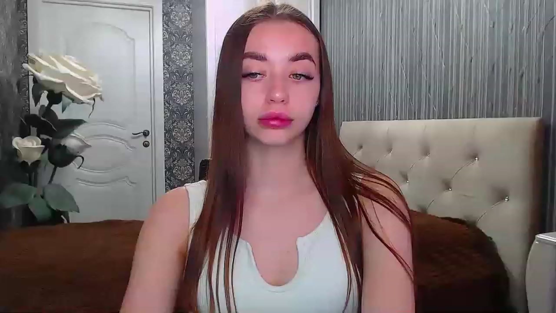 Gallery image thumbnail from EmeraldLilyyy's myfreecams stream on, 05/05/2023, 09:21 image 18 of 20