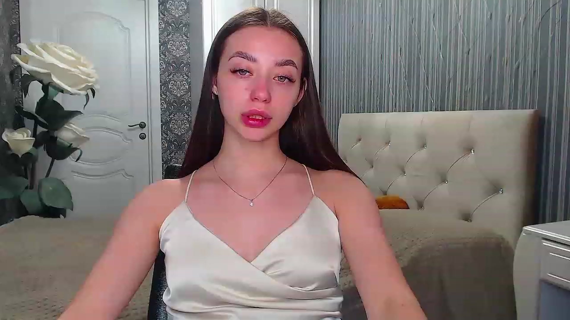 Gallery image thumbnail from EmeraldLilyyy's myfreecams stream on, 05/13/2023, 12:06 image 20 of 20