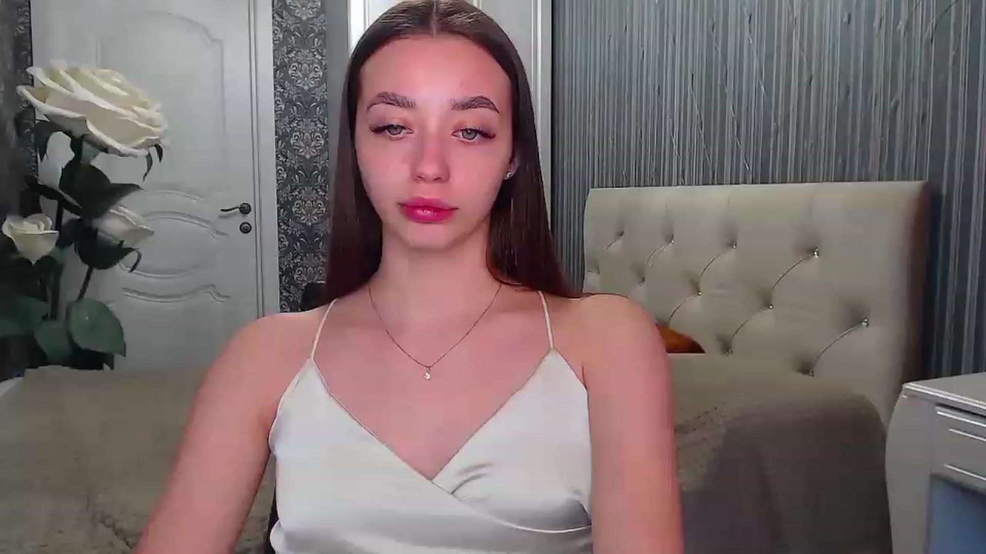 Gallery image thumbnail from EmeraldLilyyy's myfreecams stream on, 05/13/2023, 12:52 image 4 of 20