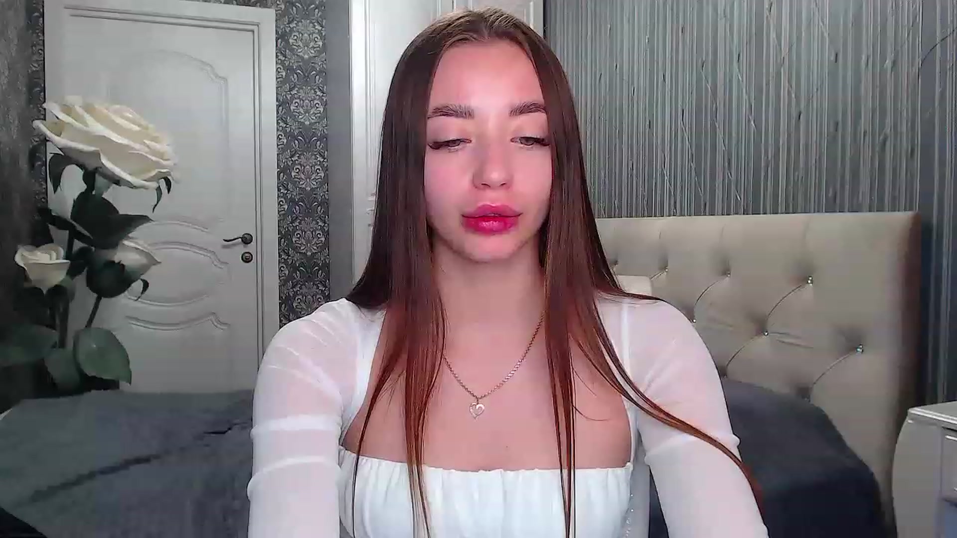 Gallery image thumbnail from EmeraldLilyyy's myfreecams stream on, 05/16/2023, 11:14 image 15 of 20
