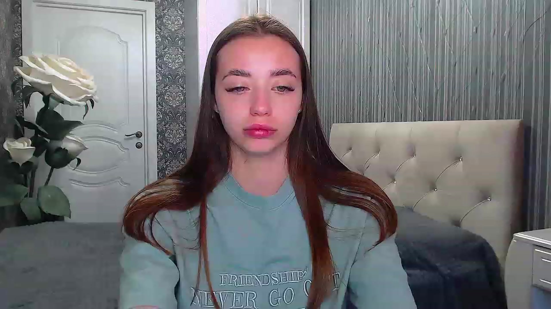 Gallery image thumbnail from EmeraldLilyyy's myfreecams stream on, 05/17/2023, 11:48 image 6 of 20