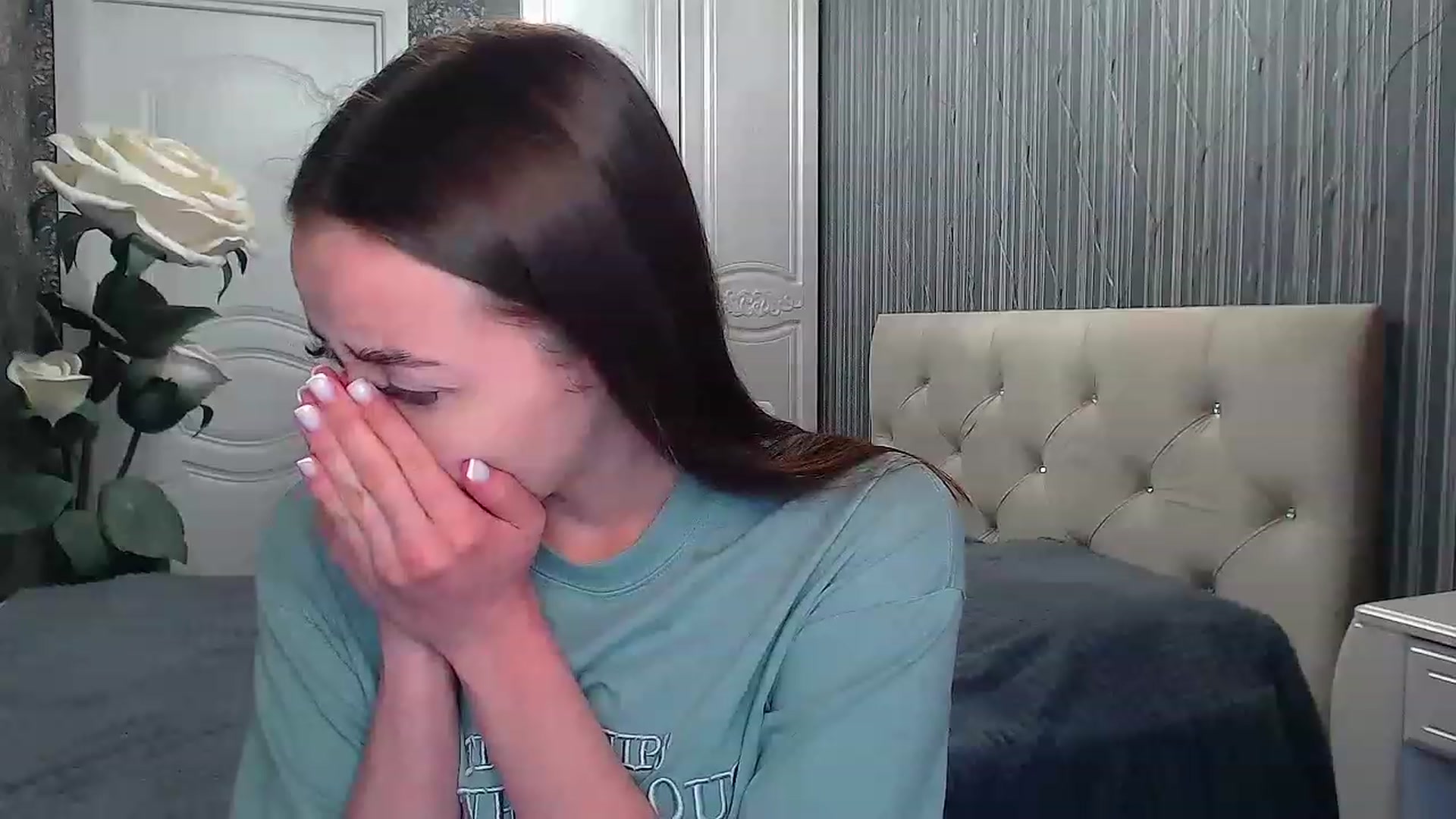 Gallery image thumbnail from EmeraldLilyyy's myfreecams stream on, 05/17/2023, 13:01 image 2 of 20