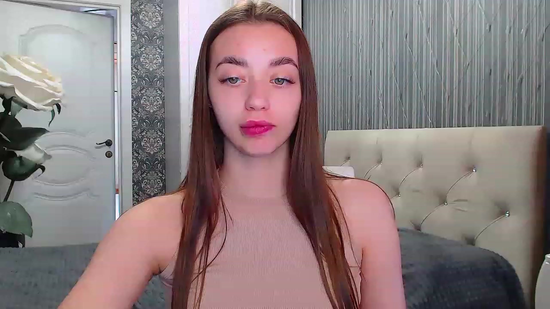 Gallery image thumbnail from EmeraldLilyyy's myfreecams stream on, 05/28/2023, 11:40 image 18 of 20