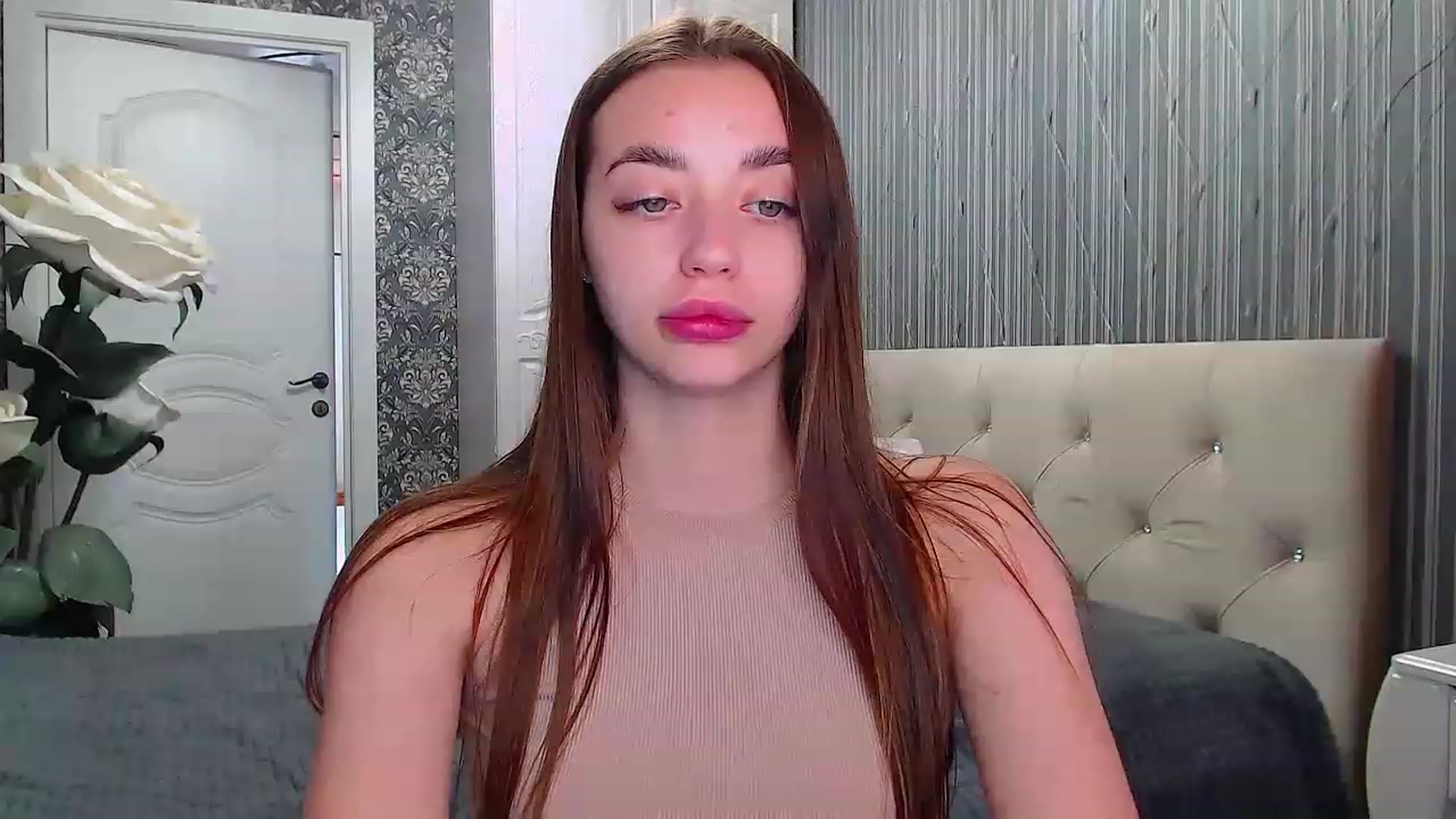 Gallery image thumbnail from EmeraldLilyyy's myfreecams stream on, 05/28/2023, 11:40 image 8 of 20