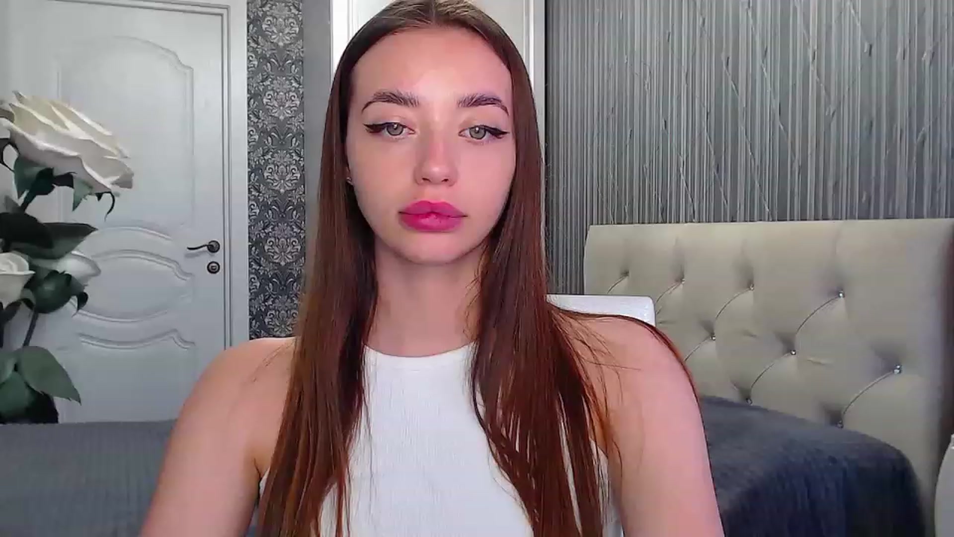 Gallery image thumbnail from EmeraldLilyyy's myfreecams stream on, 06/06/2023, 12:02 image 5 of 20