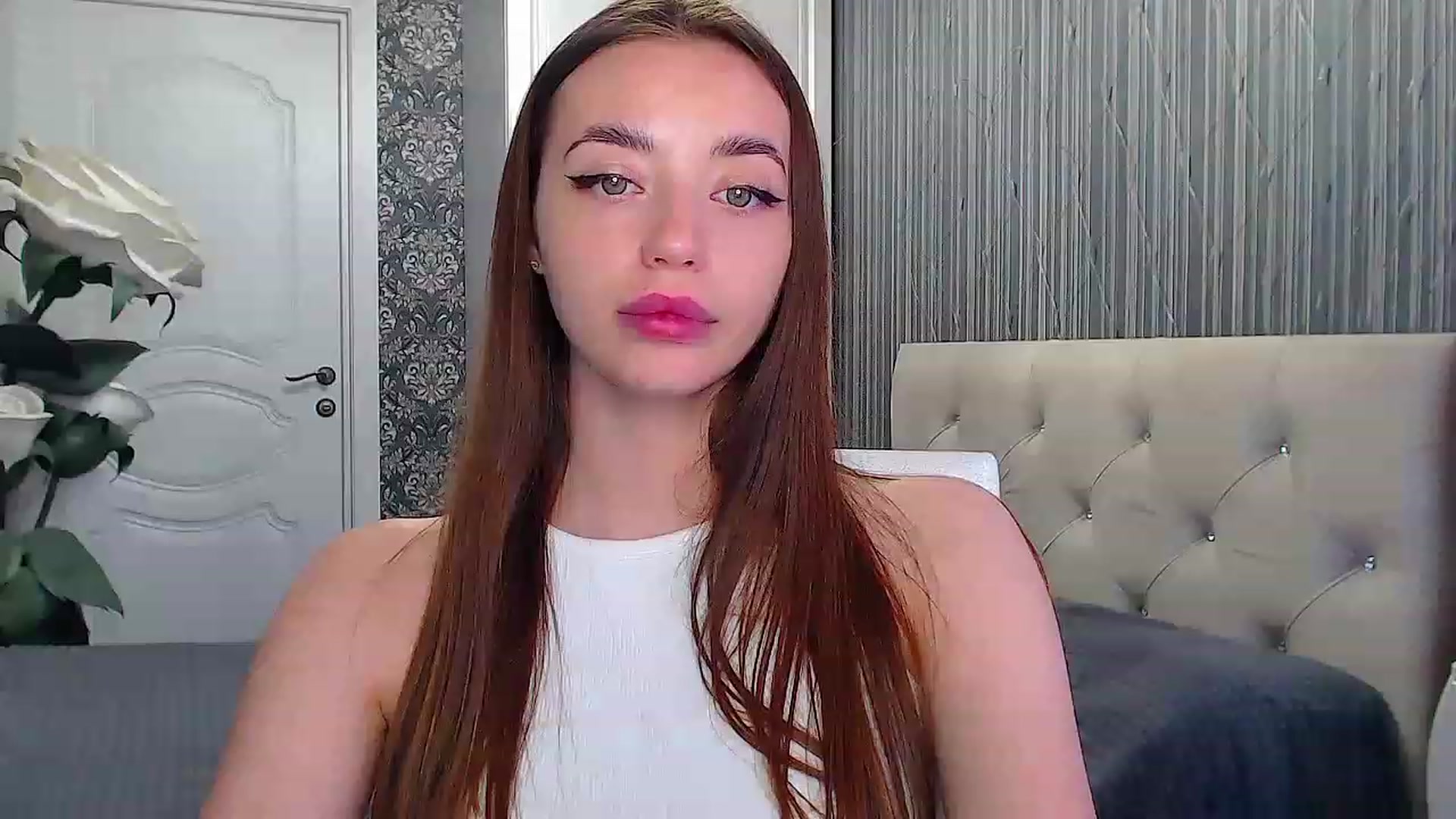Gallery image thumbnail from EmeraldLilyyy's myfreecams stream on, 06/06/2023, 12:02 image 11 of 20