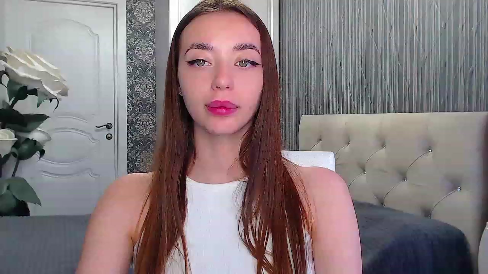 Gallery image thumbnail from EmeraldLilyyy's myfreecams stream on, 06/06/2023, 12:02 image 19 of 20