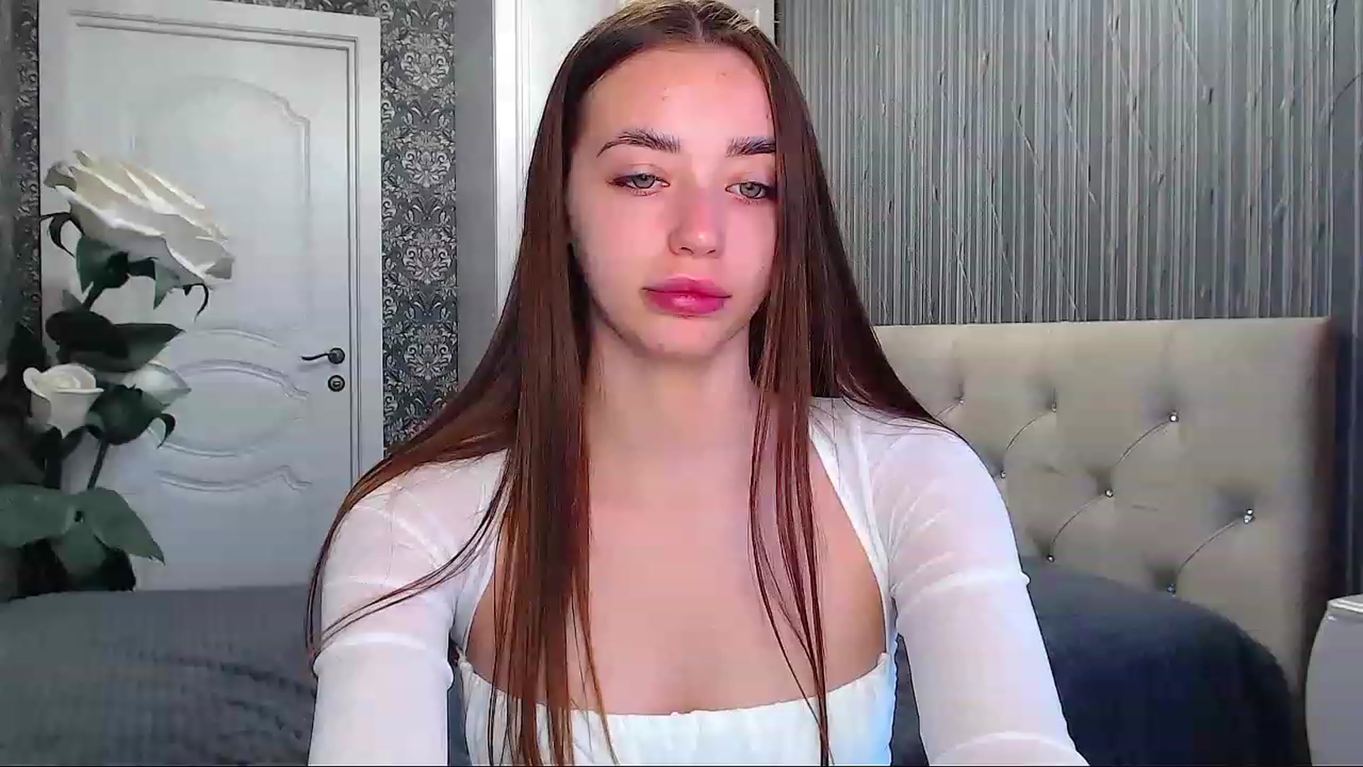 Gallery image thumbnail from EmeraldLilyyy's myfreecams stream on, 06/08/2023, 07:38 image 19 of 20