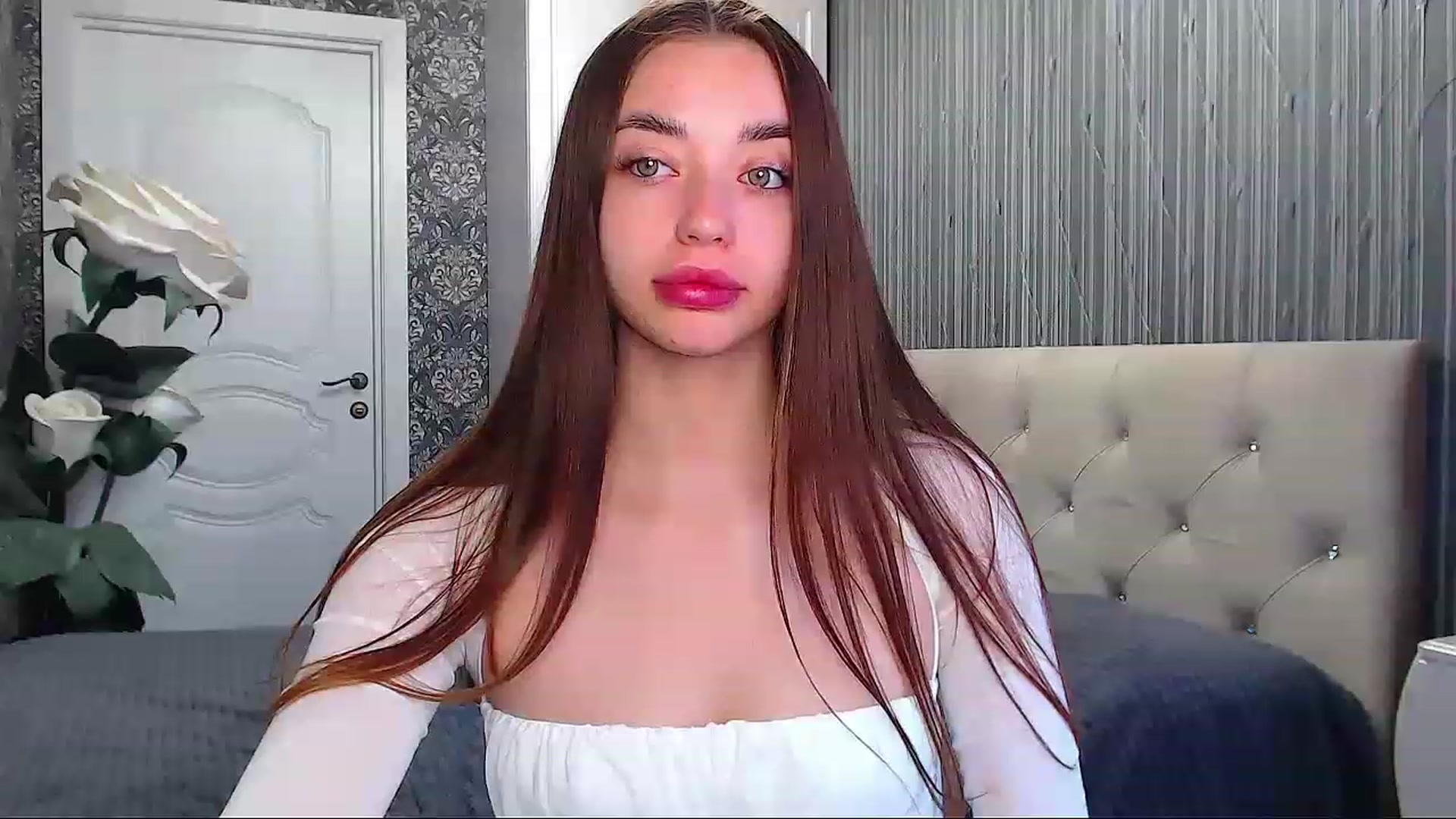 Gallery image thumbnail from EmeraldLilyyy's myfreecams stream on, 06/08/2023, 07:38 image 15 of 20