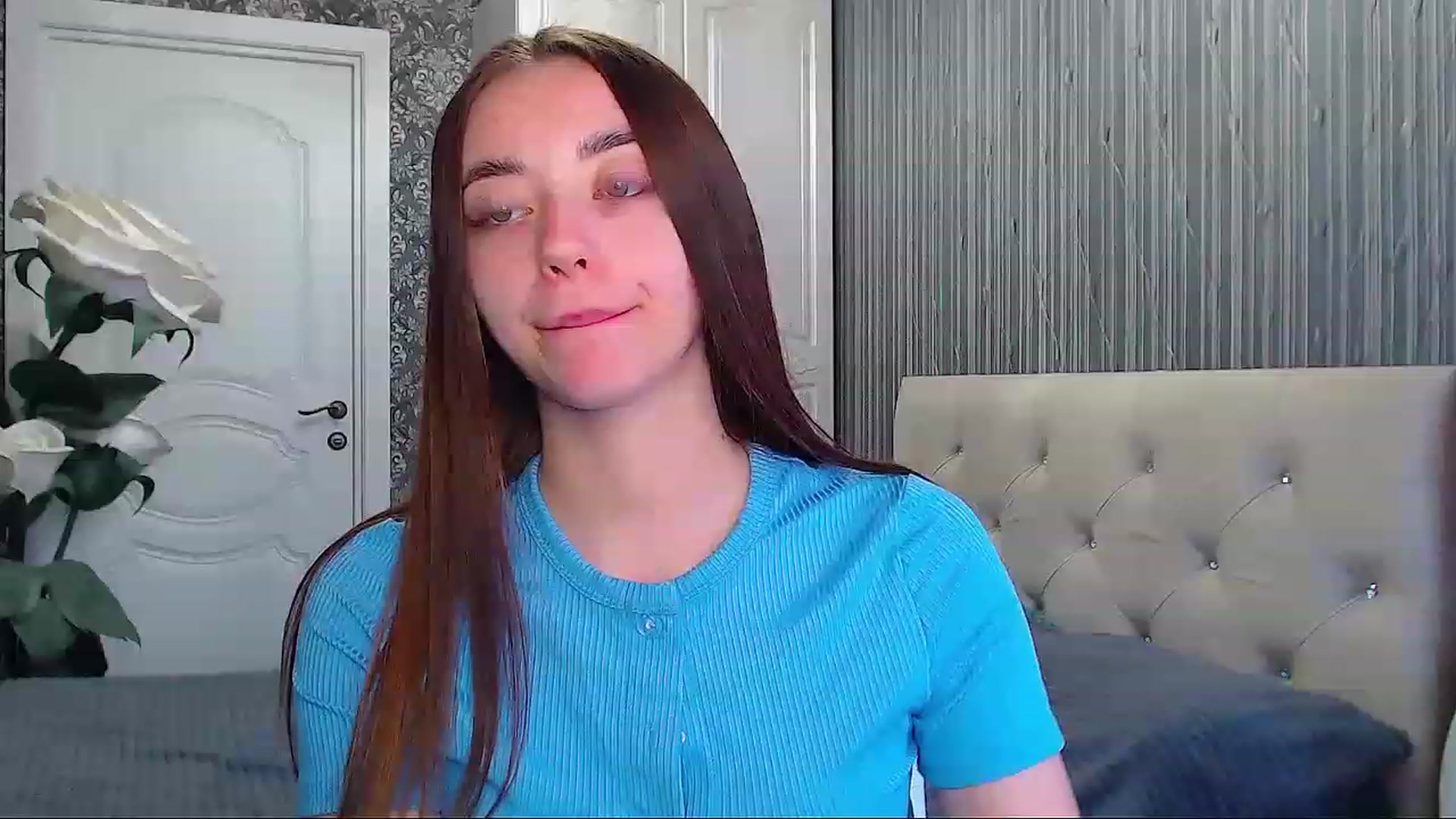 Gallery image thumbnail from EmeraldLilyyy's myfreecams stream on, 06/08/2023, 08:39 image 7 of 20