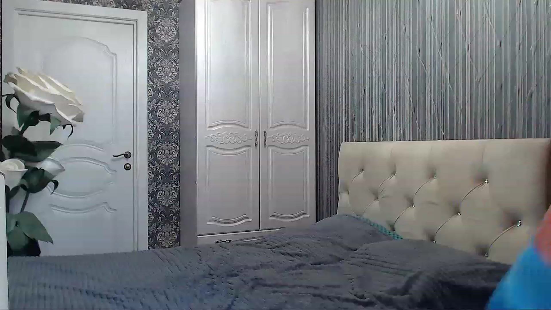 Gallery image thumbnail from EmeraldLilyyy's myfreecams stream on, 06/08/2023, 08:39 image 14 of 20