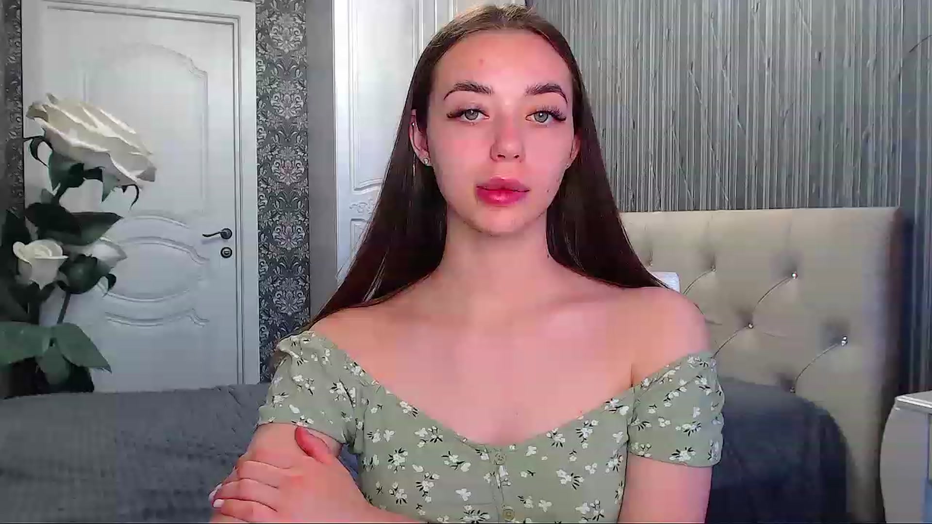 Gallery image thumbnail from EmeraldLilyyy's myfreecams stream on, 06/09/2023, 12:30 image 20 of 20