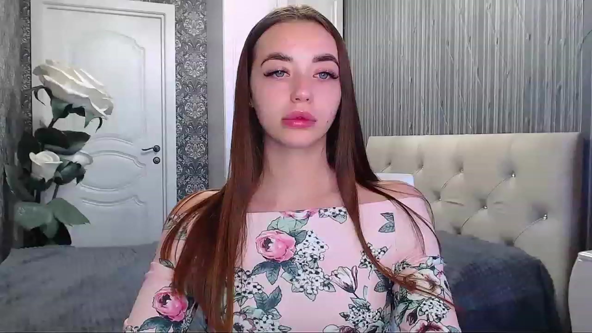 Gallery image thumbnail from EmeraldLilyyy's myfreecams stream on, 06/10/2023, 12:54 image 14 of 20