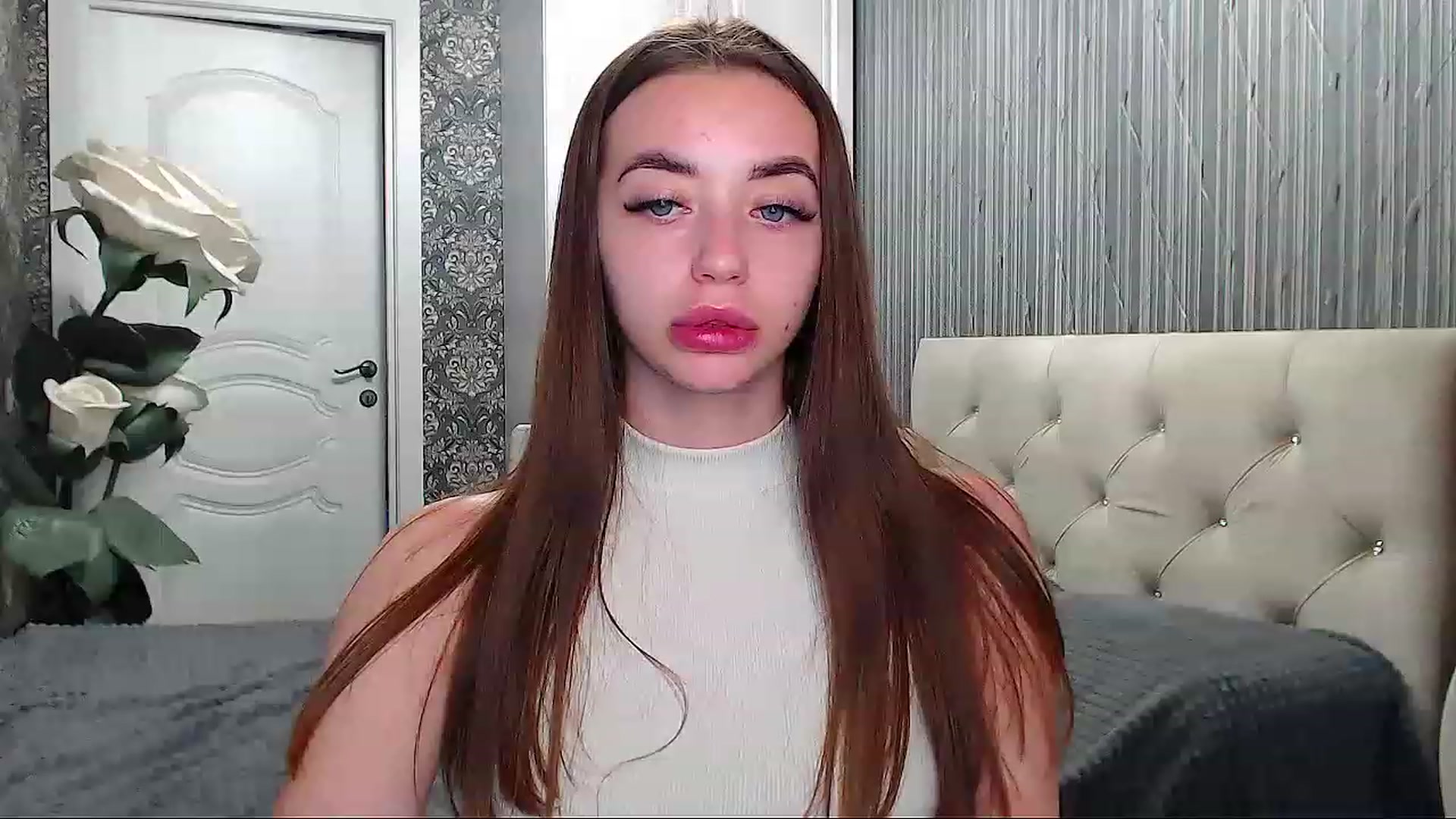 Gallery image thumbnail from EmeraldLilyyy's myfreecams stream on, 06/10/2023, 16:01 image 9 of 20