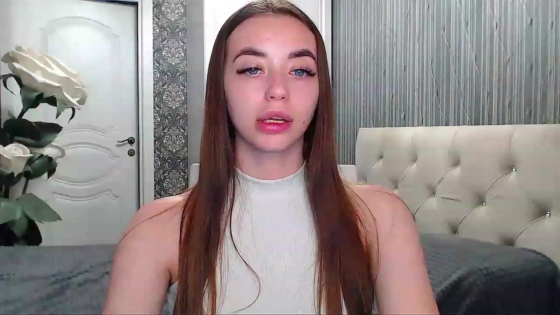 Gallery image thumbnail from EmeraldLilyyy's myfreecams stream on, 06/10/2023, 16:01 image 14 of 20