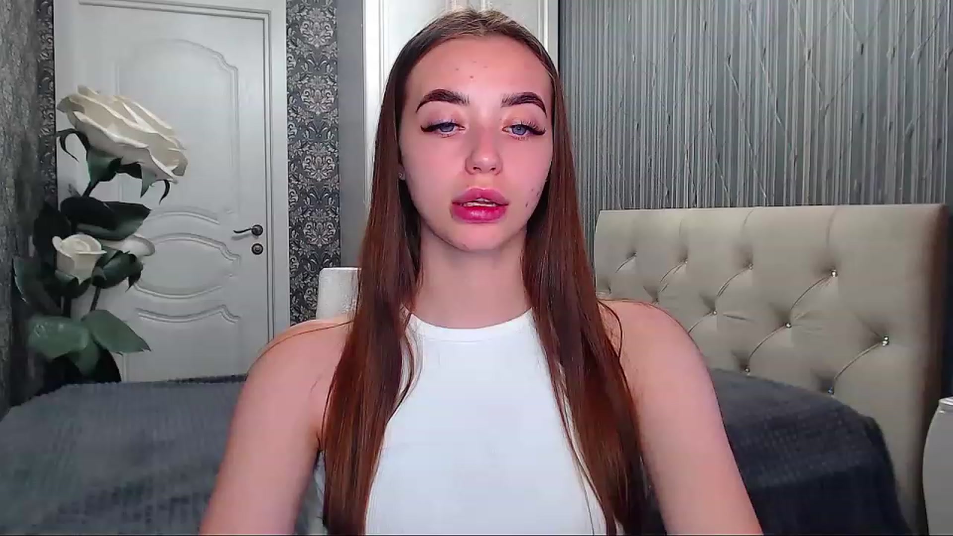 Gallery image thumbnail from EmeraldLilyyy's myfreecams stream on, 06/11/2023, 08:49 image 11 of 20