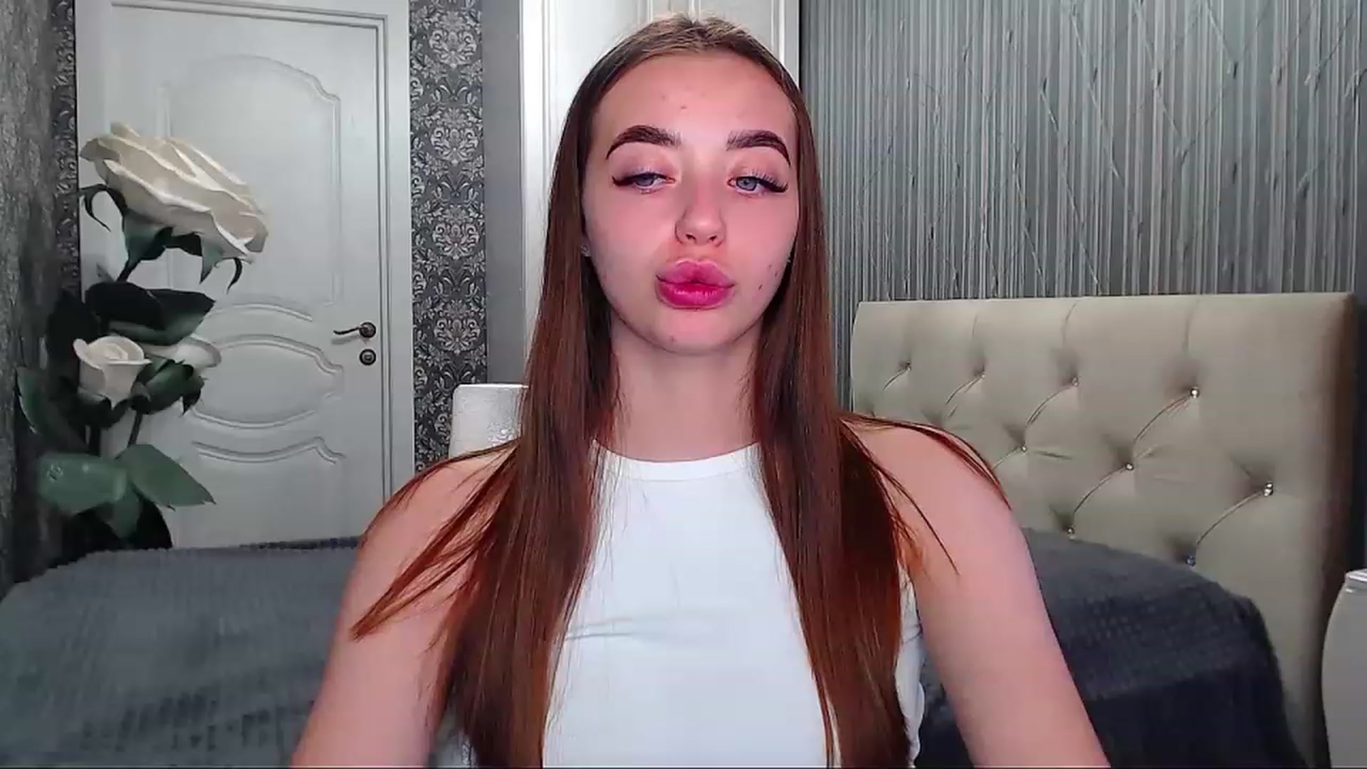 Gallery image thumbnail from EmeraldLilyyy's myfreecams stream on, 06/11/2023, 08:49 image 16 of 20