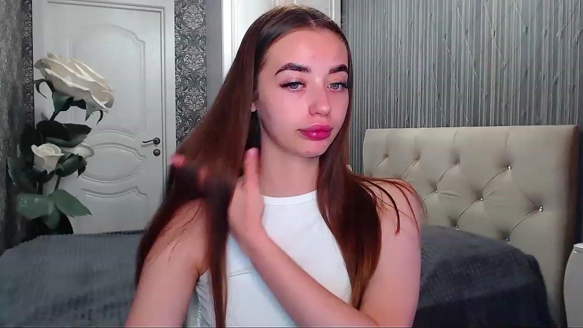 Gallery image thumbnail from EmeraldLilyyy's myfreecams stream on, 06/11/2023, 08:49 image 15 of 20