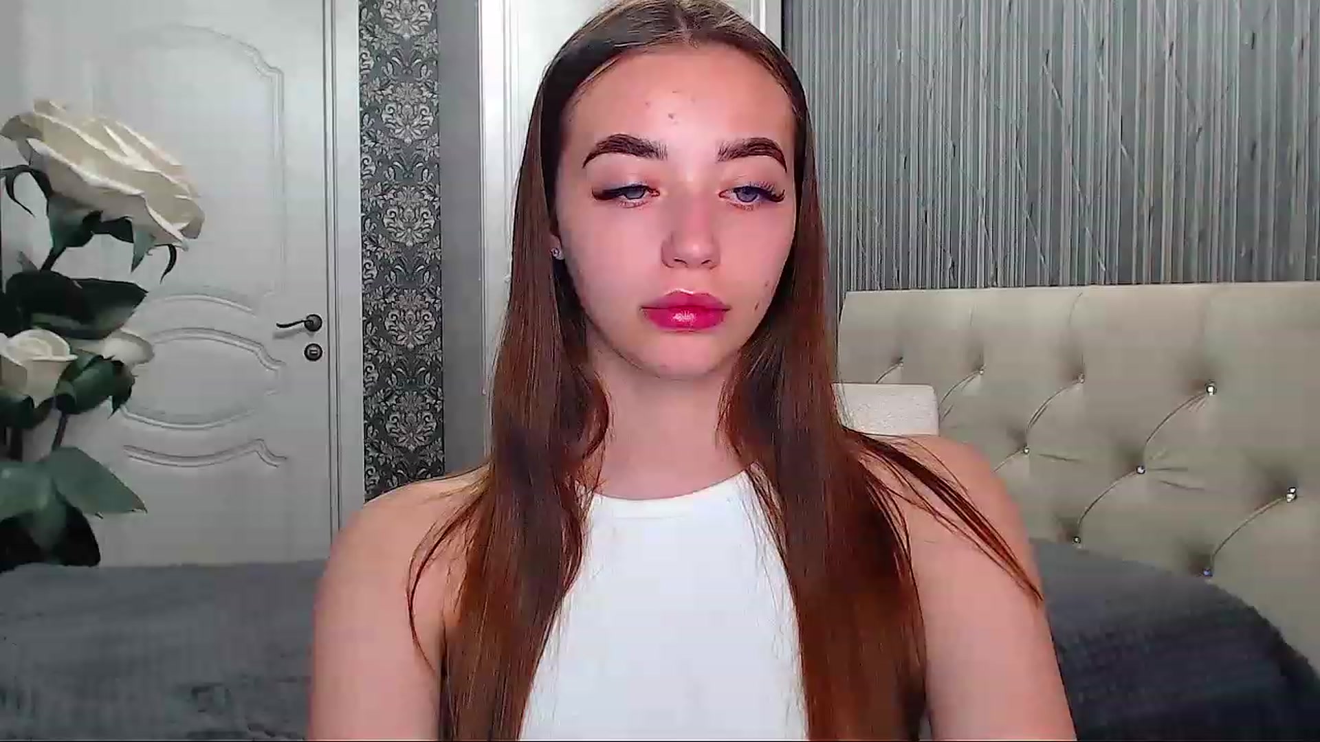 Gallery image thumbnail from EmeraldLilyyy's myfreecams stream on, 06/11/2023, 10:41 image 9 of 20