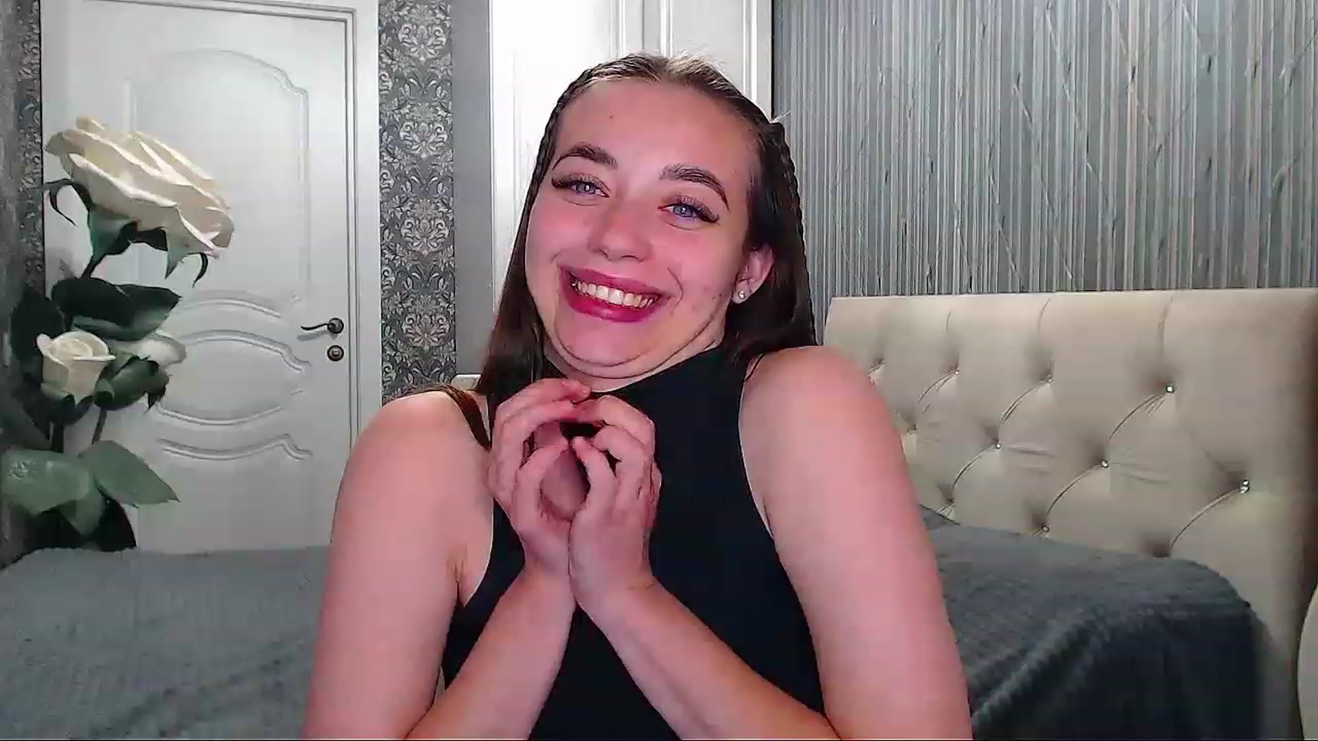 Gallery image thumbnail from EmeraldLilyyy's myfreecams stream on, 06/12/2023, 14:33 image 11 of 20