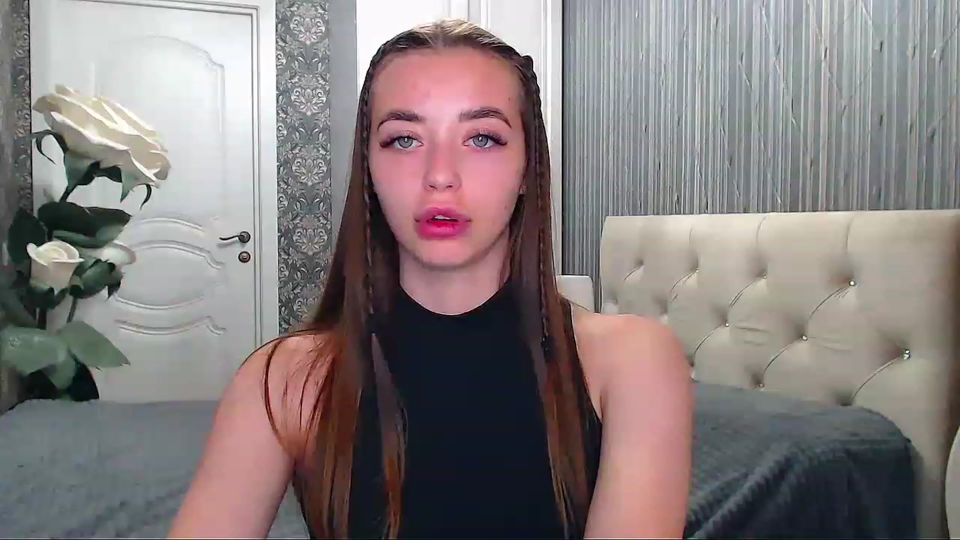 Gallery image thumbnail from EmeraldLilyyy's myfreecams stream on, 06/12/2023, 15:32 image 8 of 20