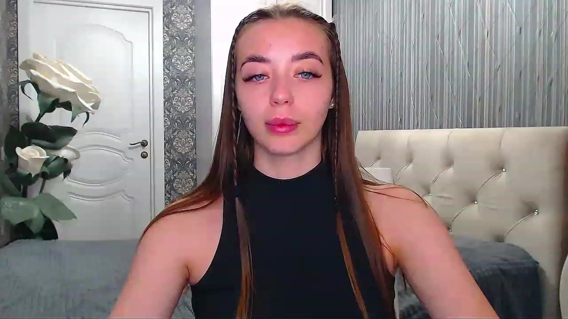 Gallery image thumbnail from EmeraldLilyyy's myfreecams stream on, 06/12/2023, 15:32 image 18 of 20