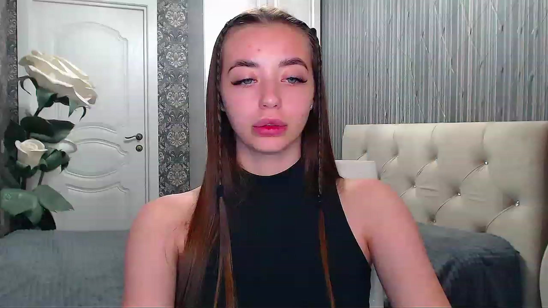 Gallery image thumbnail from EmeraldLilyyy's myfreecams stream on, 06/12/2023, 16:47 image 11 of 20