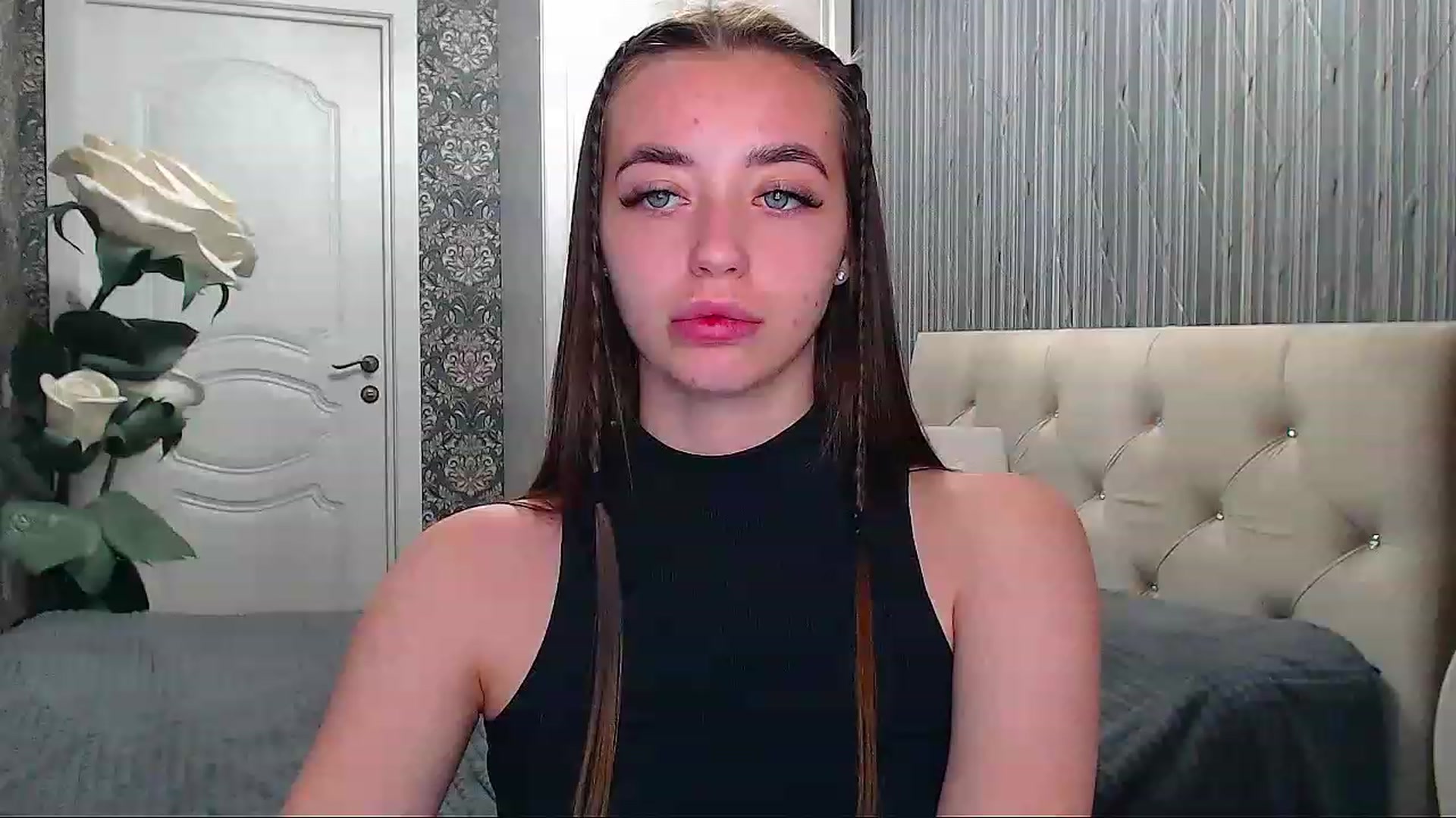 Gallery image thumbnail from EmeraldLilyyy's myfreecams stream on, 06/12/2023, 16:47 image 5 of 20