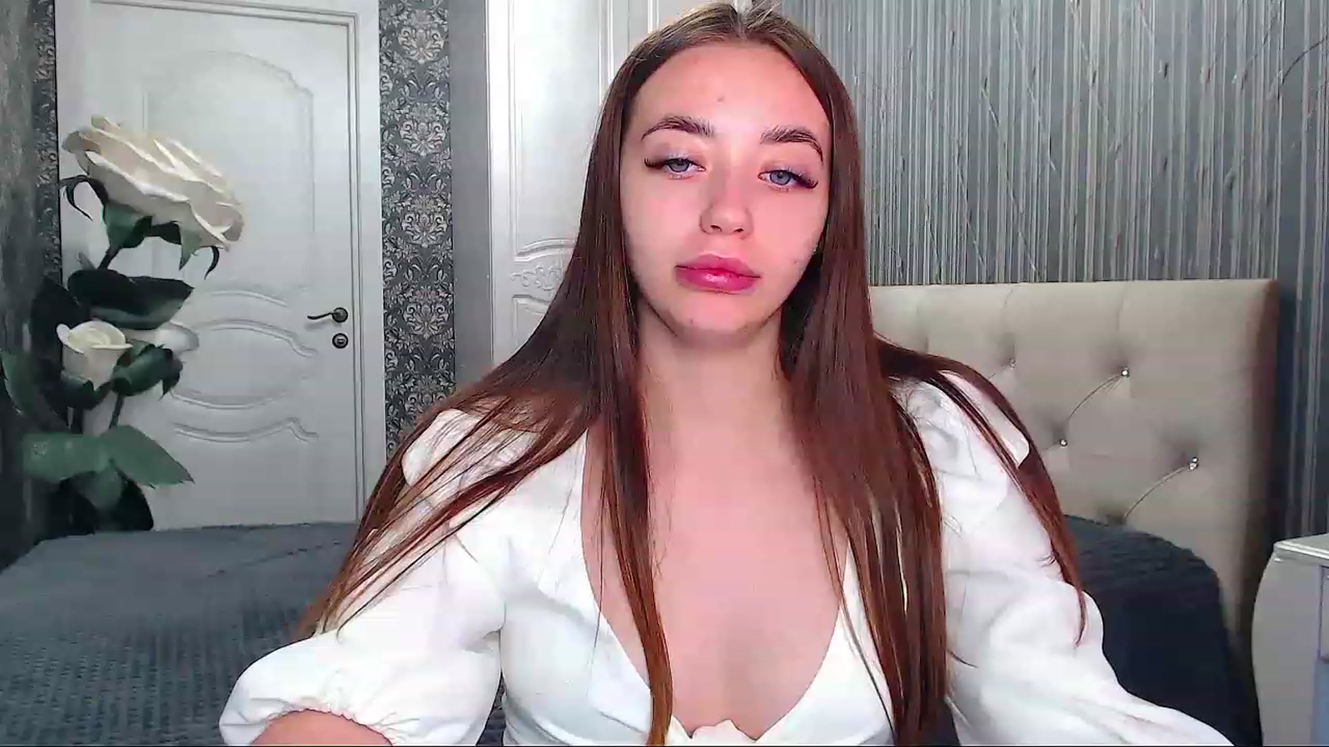 Gallery image thumbnail from EmeraldLilyyy's myfreecams stream on, 06/13/2023, 09:15 image 18 of 20