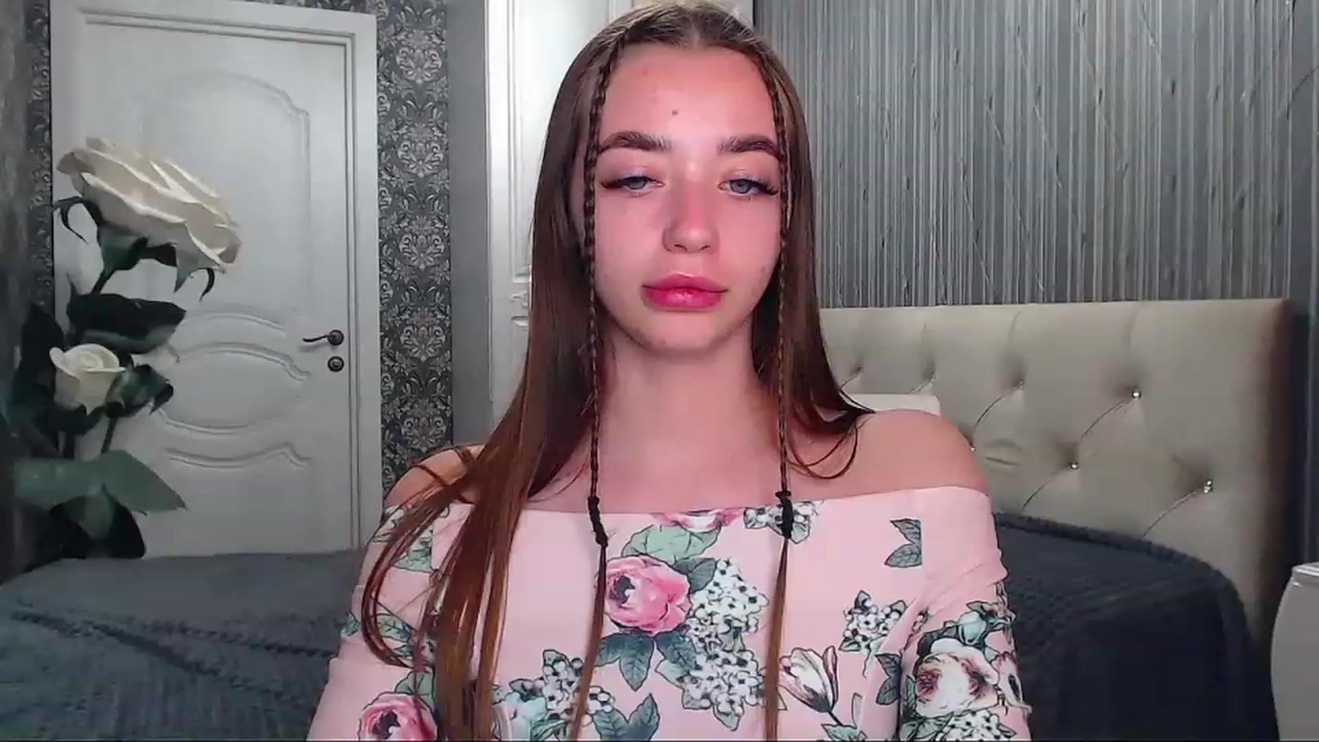 Gallery image thumbnail from EmeraldLilyyy's myfreecams stream on, 06/15/2023, 09:09 image 12 of 20