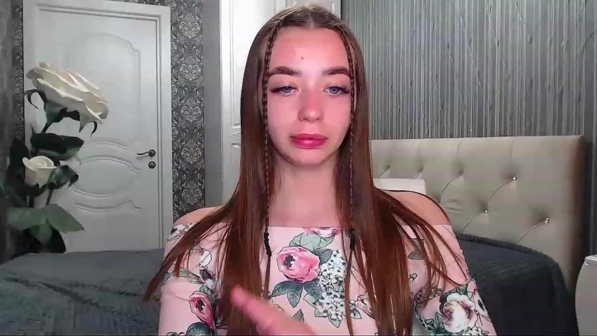 Gallery image thumbnail from EmeraldLilyyy's myfreecams stream on, 06/15/2023, 09:09 image 19 of 20