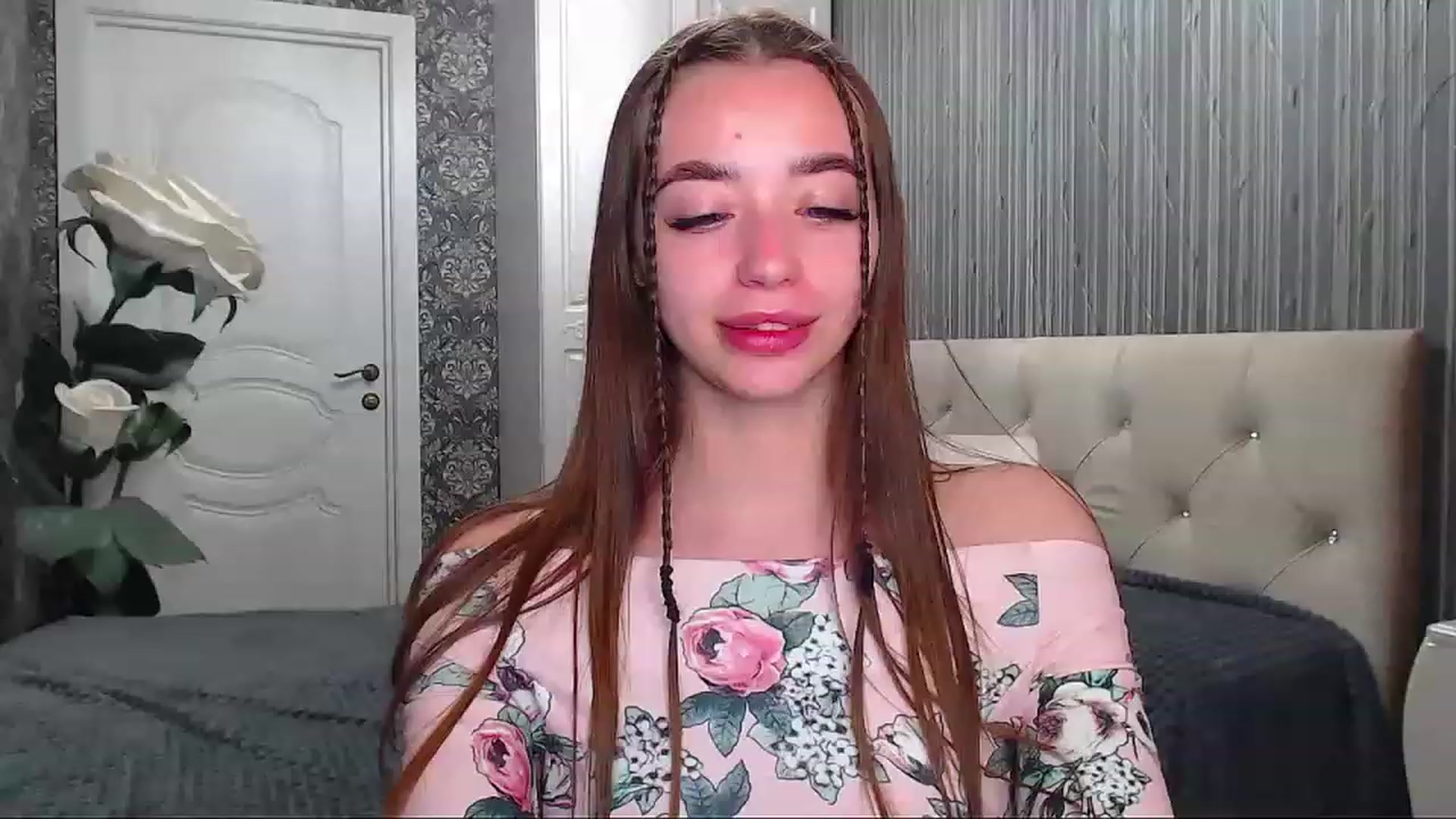 Gallery image thumbnail from EmeraldLilyyy's myfreecams stream on, 06/15/2023, 09:09 image 15 of 20
