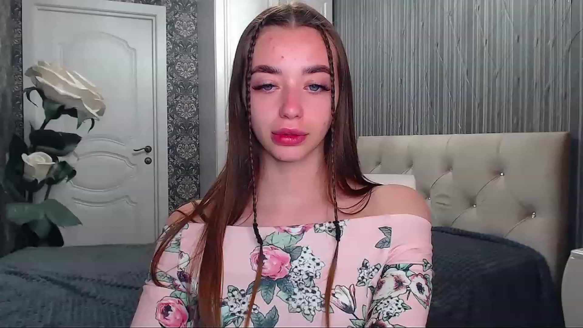 Gallery image thumbnail from EmeraldLilyyy's myfreecams stream on, 06/15/2023, 09:09 image 13 of 20