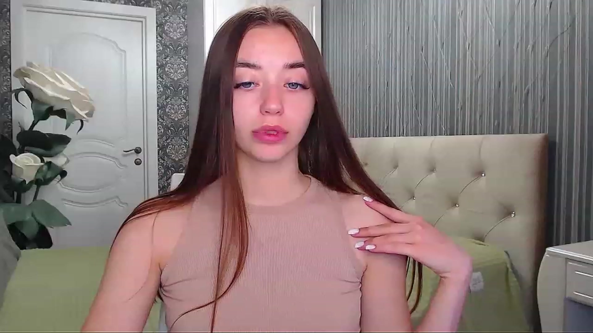 Gallery image thumbnail from EmeraldLilyyy's myfreecams stream on, 06/26/2023, 07:21 image 6 of 20