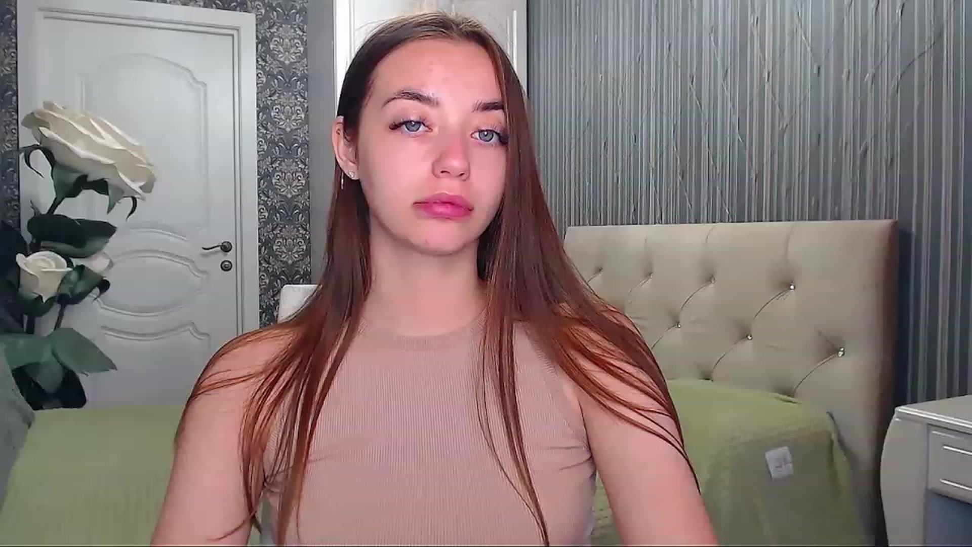 Gallery image thumbnail from EmeraldLilyyy's myfreecams stream on, 06/26/2023, 07:21 image 4 of 20
