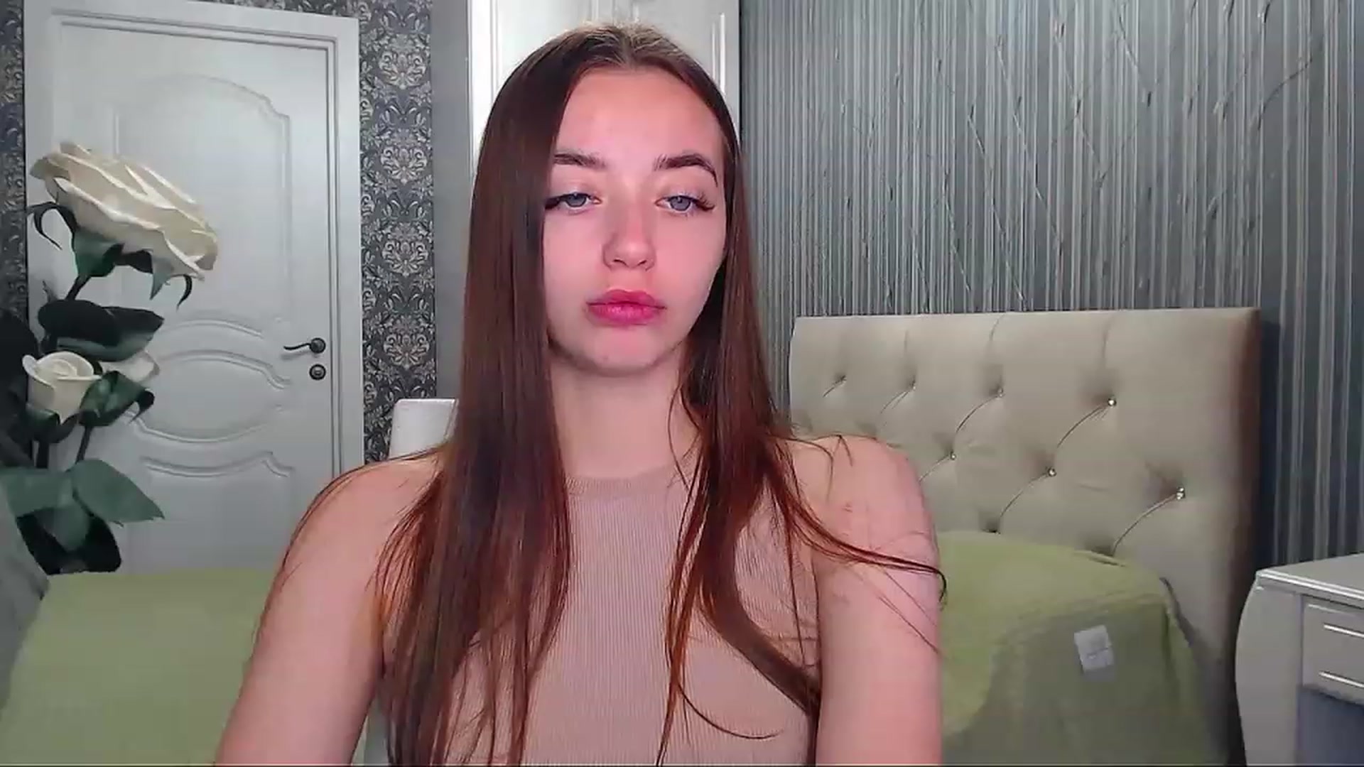 Gallery image thumbnail from EmeraldLilyyy's myfreecams stream on, 06/26/2023, 07:21 image 9 of 20