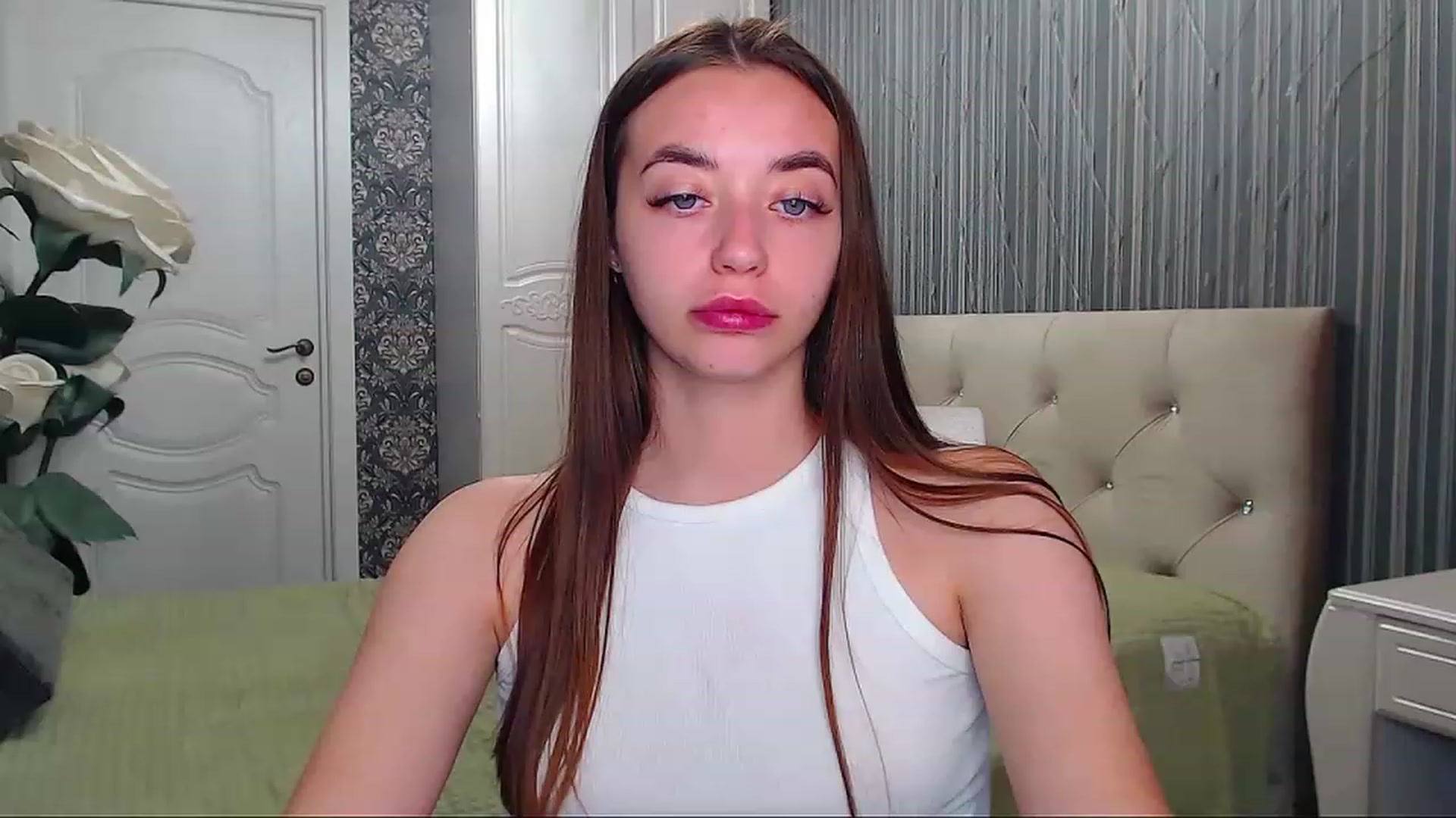 Gallery image thumbnail from EmeraldLilyyy's myfreecams stream on, 06/29/2023, 11:17 image 1 of 20