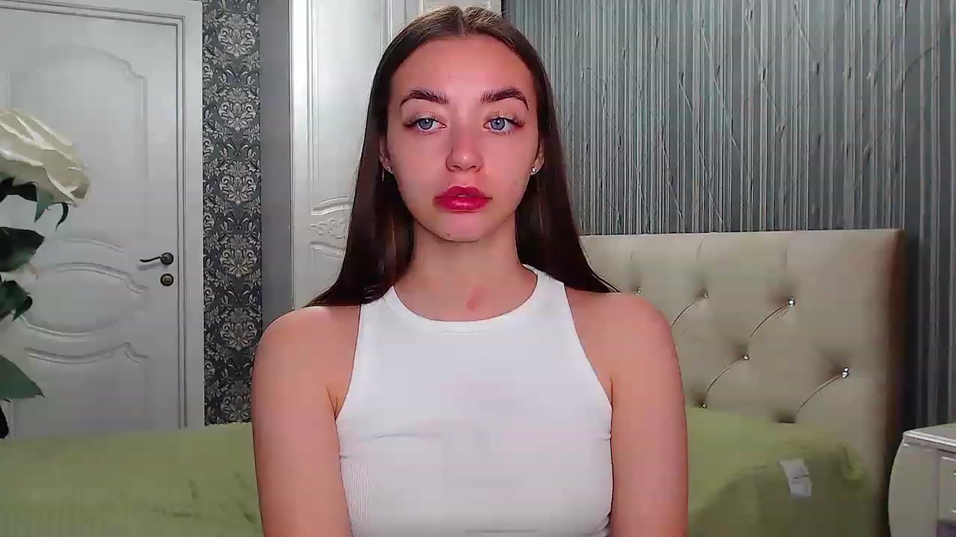 Gallery image thumbnail from EmeraldLilyyy's myfreecams stream on, 07/03/2023, 08:49 image 20 of 20