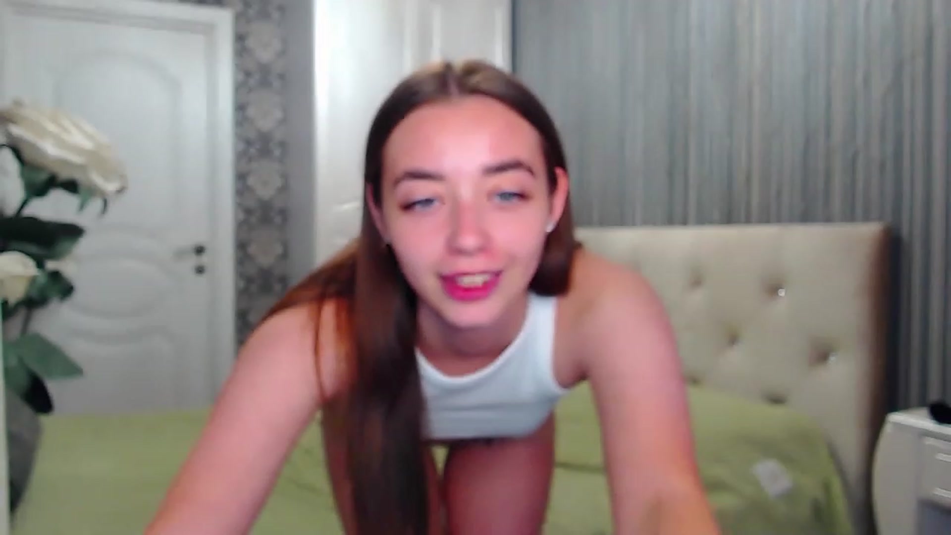 Gallery image thumbnail from EmeraldLilyyy's myfreecams stream on, 07/03/2023, 12:46 image 2 of 20