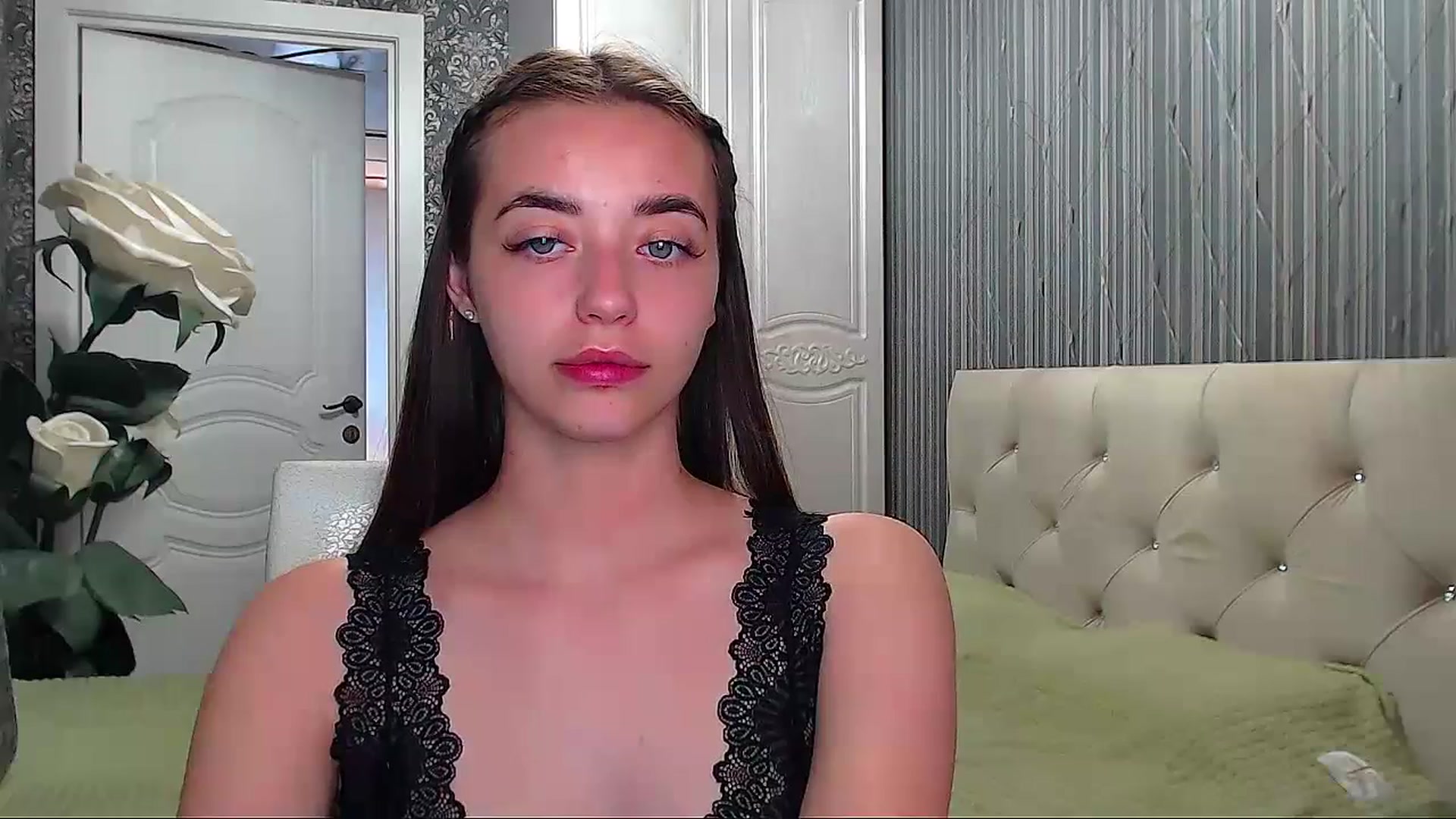 Gallery image thumbnail from EmeraldLilyyy's myfreecams stream on, 07/07/2023, 09:04 image 18 of 20