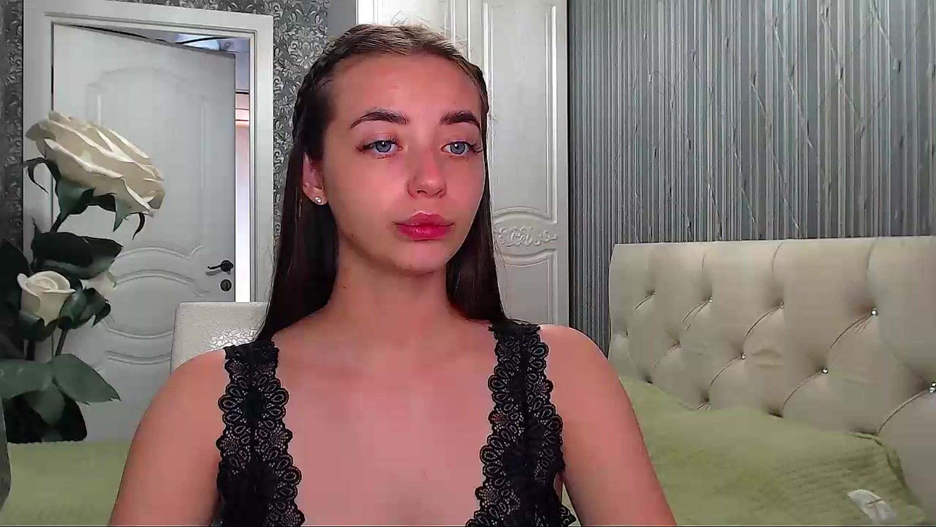 Gallery image thumbnail from EmeraldLilyyy's myfreecams stream on, 07/07/2023, 09:19 image 14 of 20