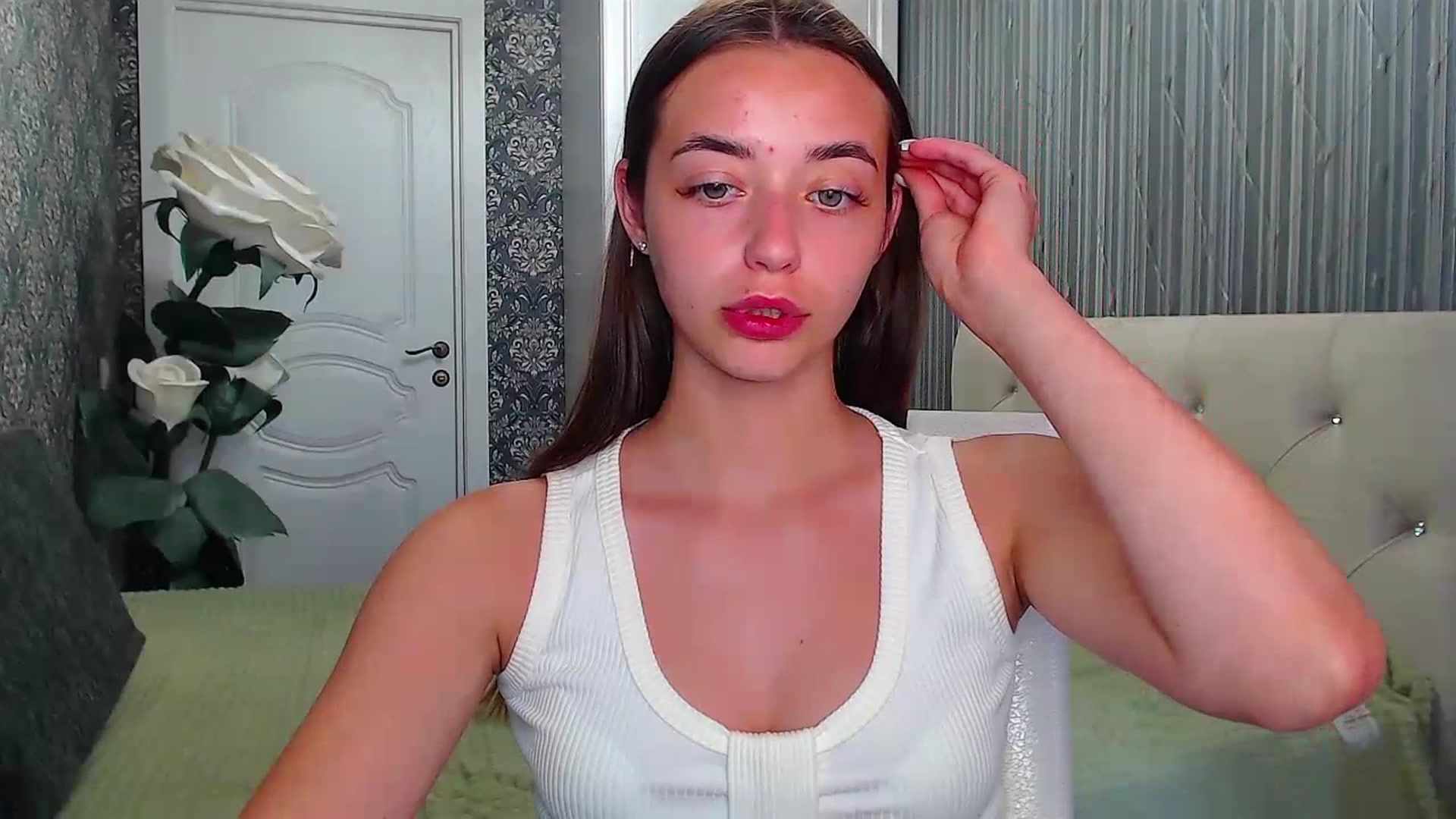Gallery image thumbnail from EmeraldLilyyy's myfreecams stream on, 07/15/2023, 11:46 image 13 of 20
