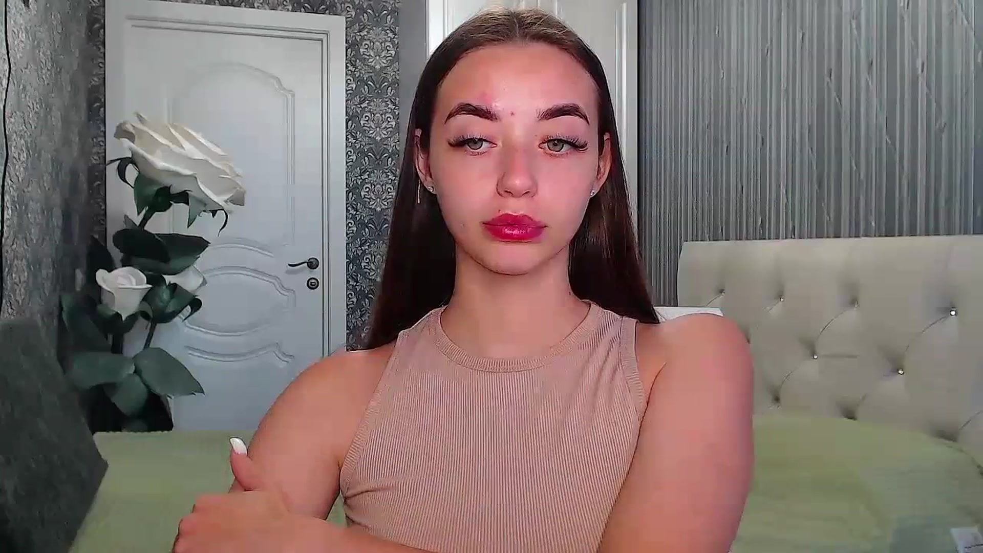 Gallery image thumbnail from EmeraldLilyyy's myfreecams stream on, 07/16/2023, 12:05 image 13 of 20