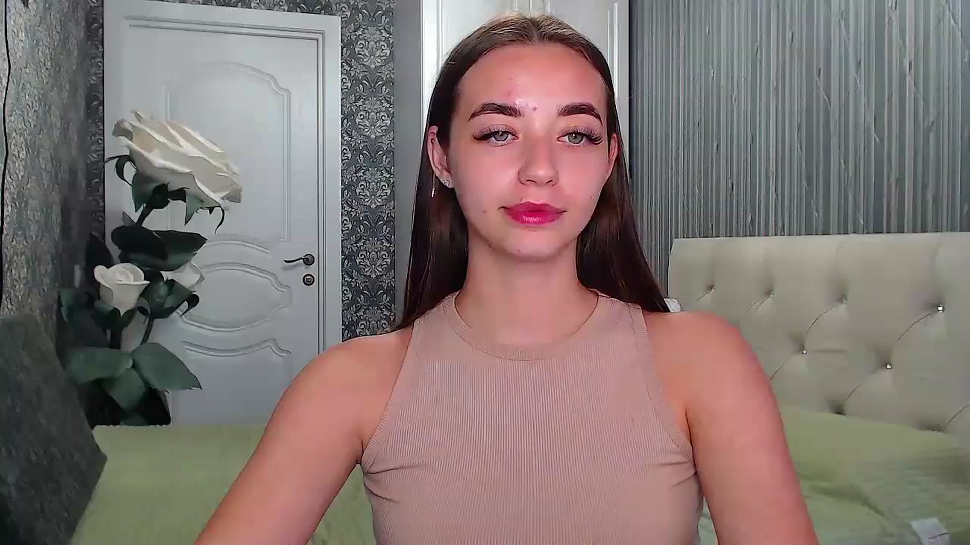 Gallery image thumbnail from EmeraldLilyyy's myfreecams stream on, 07/16/2023, 13:39 image 8 of 20