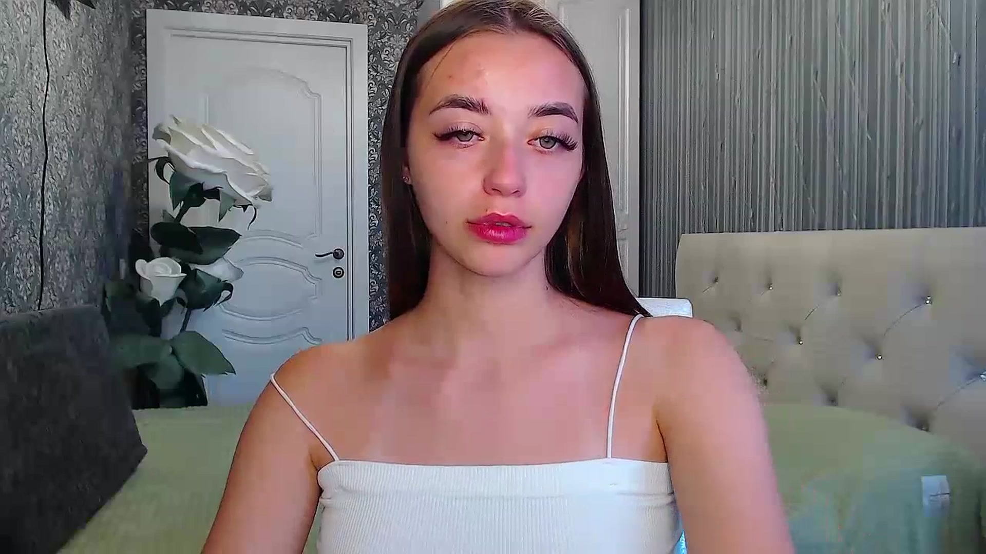 Gallery image thumbnail from EmeraldLilyyy's myfreecams stream on, 07/21/2023, 10:13 image 3 of 20