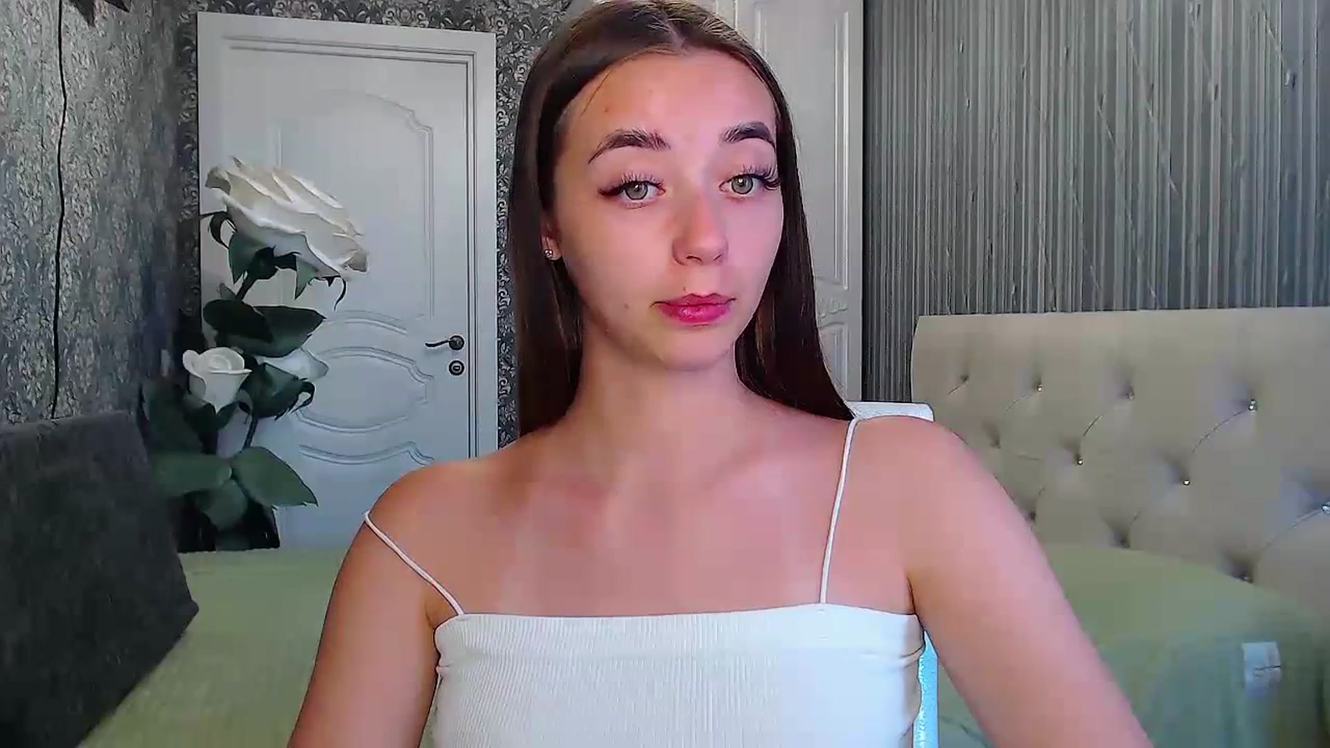 Gallery image thumbnail from EmeraldLilyyy's myfreecams stream on, 07/21/2023, 10:13 image 4 of 20