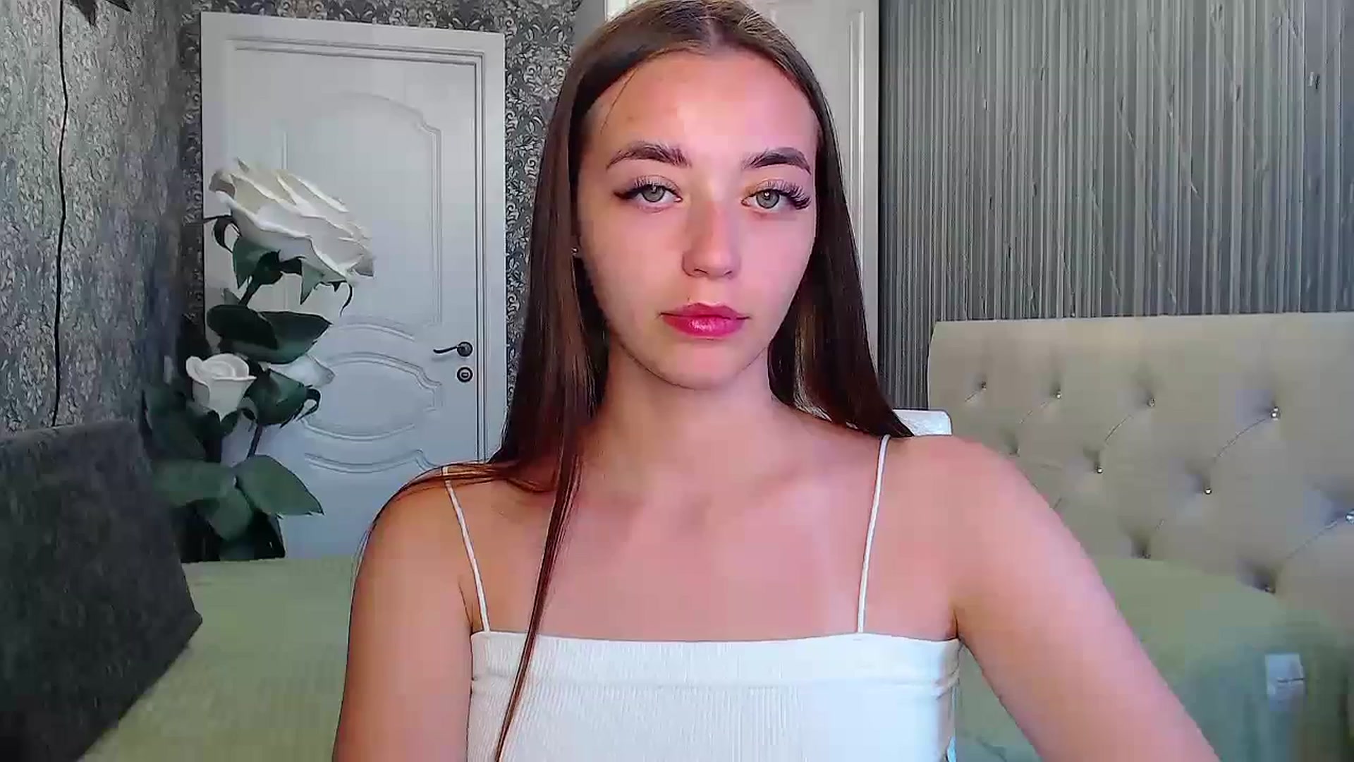 Gallery image thumbnail from EmeraldLilyyy's myfreecams stream on, 07/21/2023, 10:13 image 7 of 20