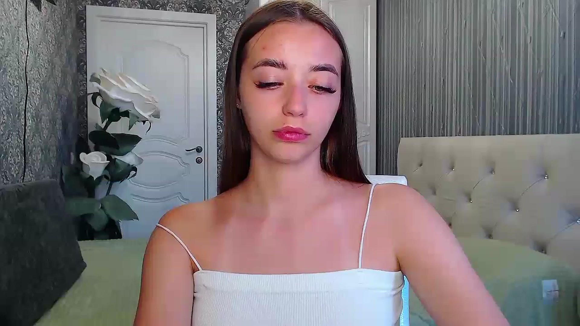 Gallery image thumbnail from EmeraldLilyyy's myfreecams stream on, 07/21/2023, 10:13 image 5 of 20
