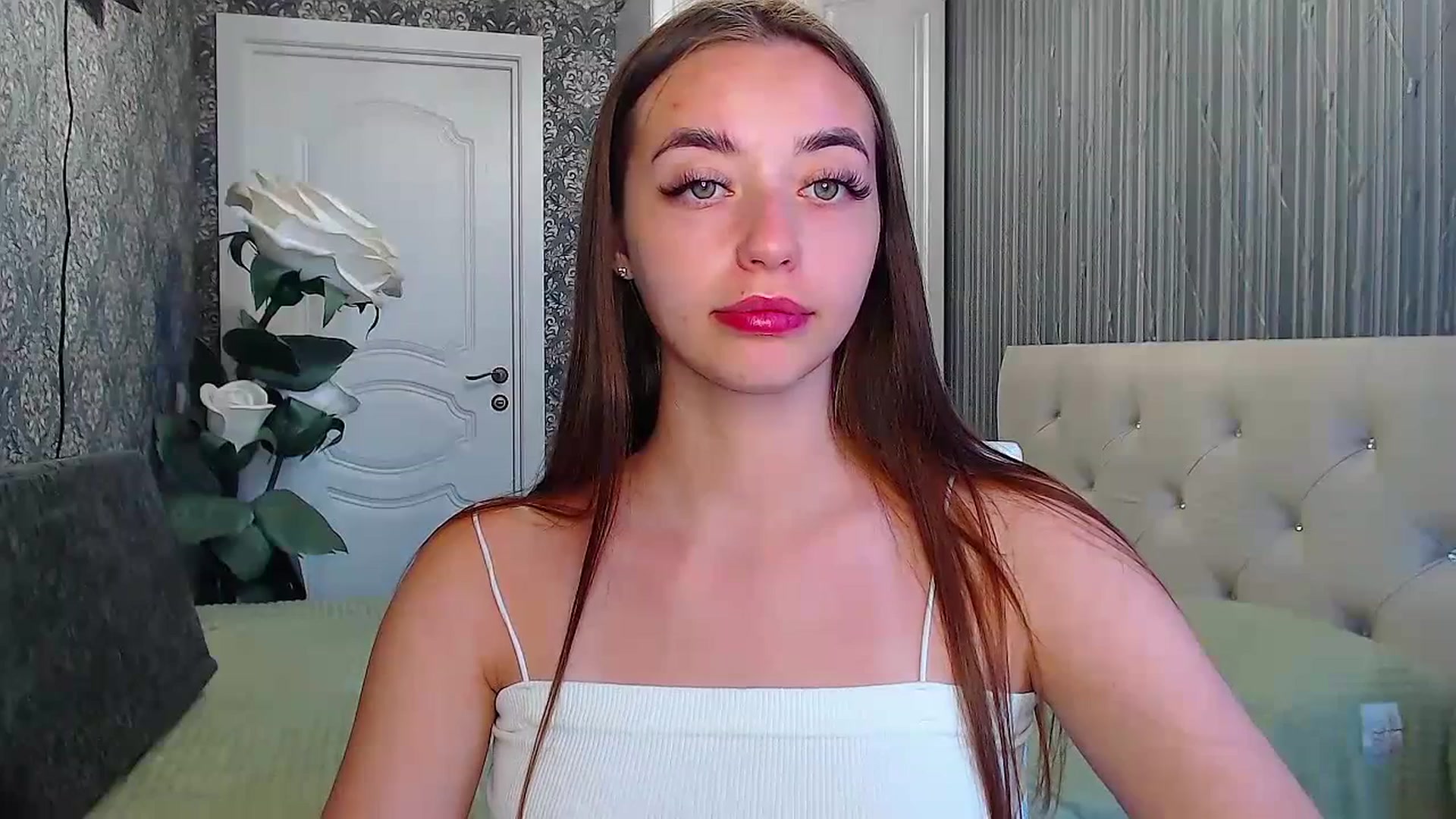 Gallery image thumbnail from EmeraldLilyyy's myfreecams stream on, 07/21/2023, 10:13 image 6 of 20