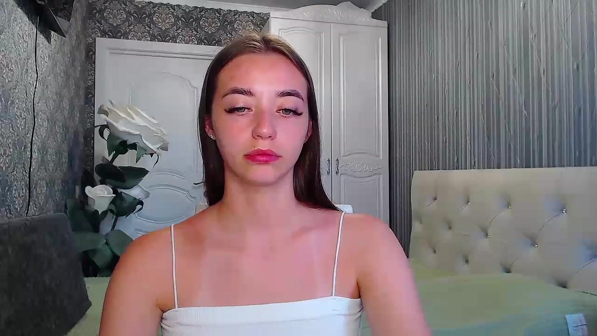 Gallery image thumbnail from EmeraldLilyyy's myfreecams stream on, 07/21/2023, 12:28 image 4 of 20